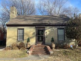 featured image of 970 N Barksdale St
