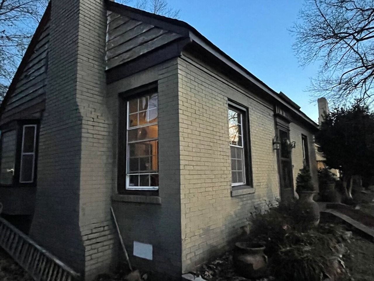 970 N Barksdale St - Photo 3 of 20