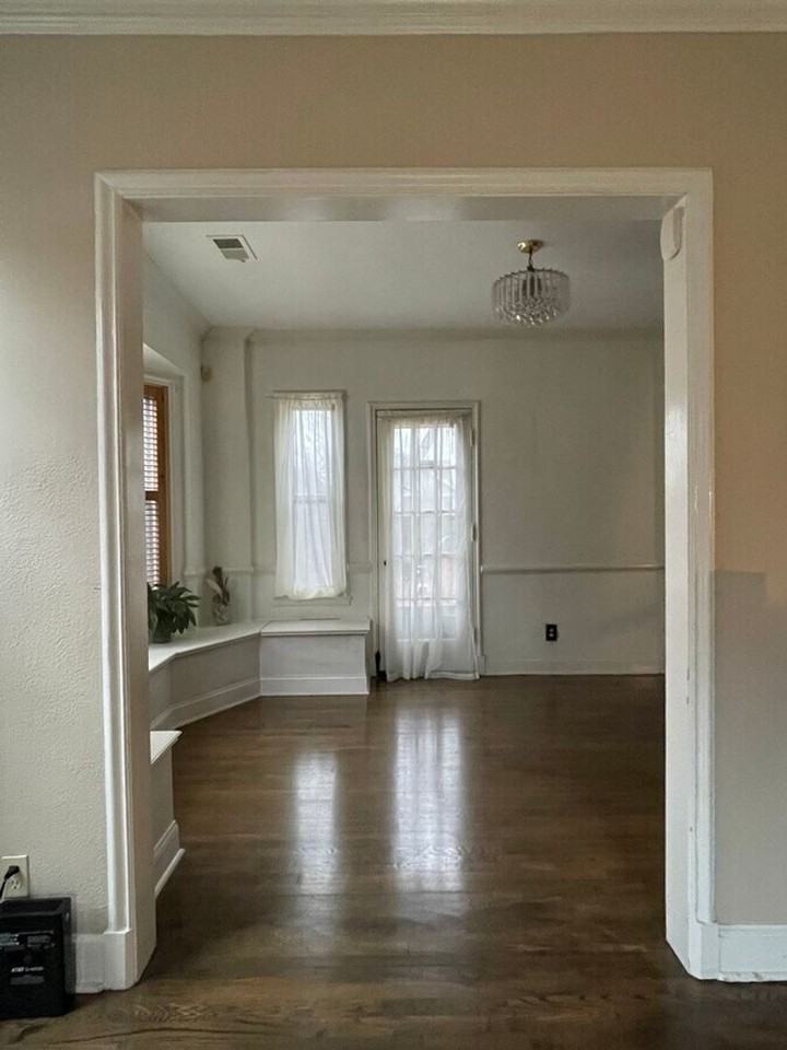 970 N Barksdale St - Photo 4 of 20