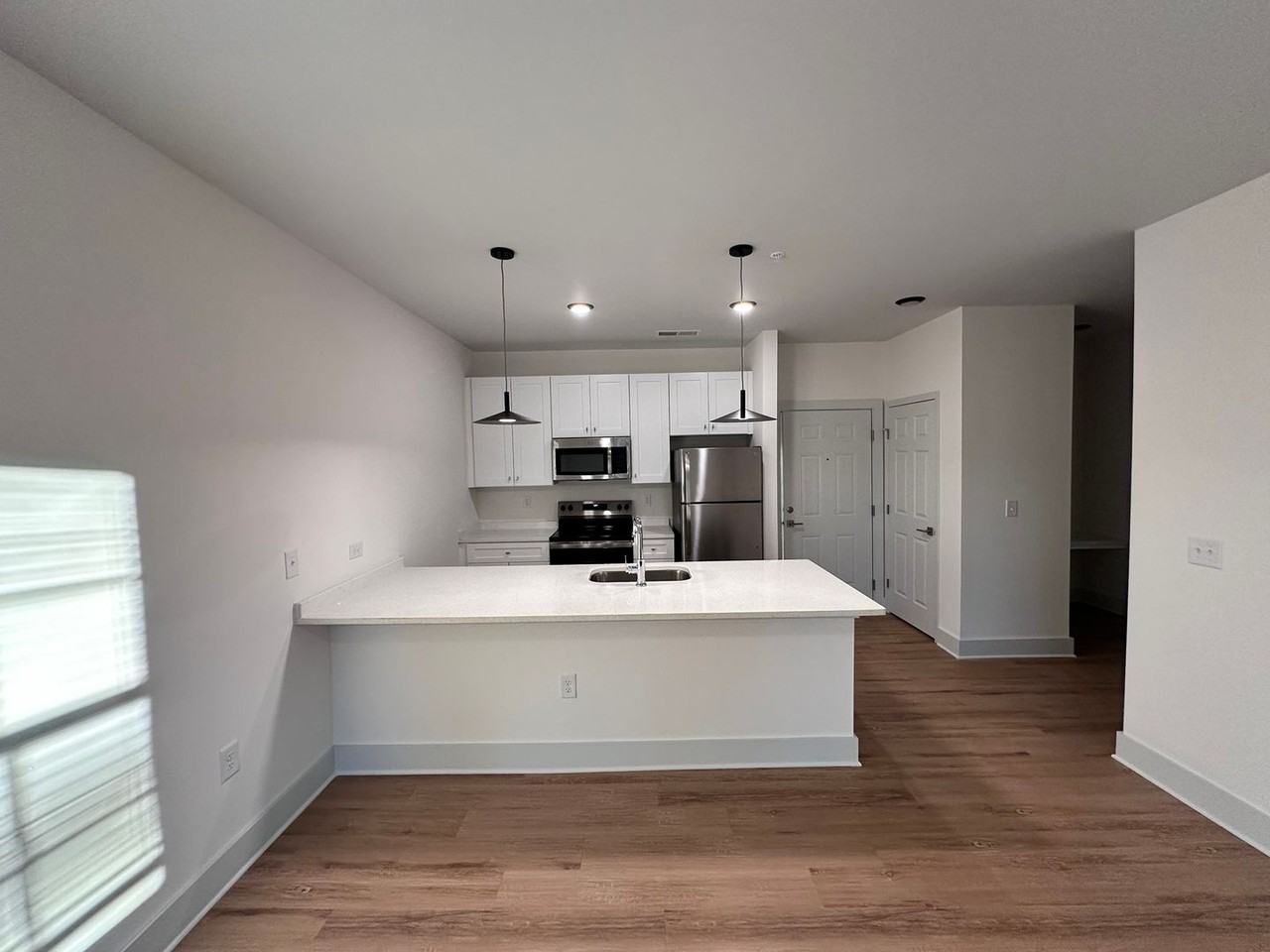 3515 Markland Dr - Photo 2 of 15