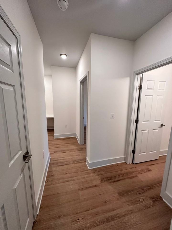 3515 Markland Dr - Photo 7 of 15