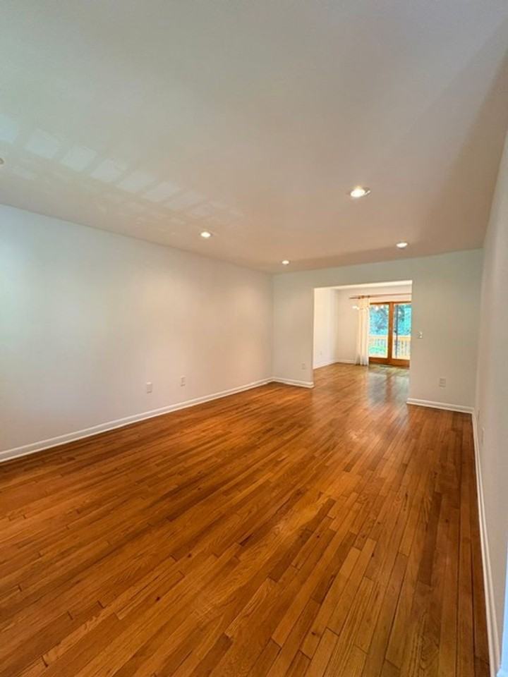 2071 Golf Course Dr - Photo 3 of 43