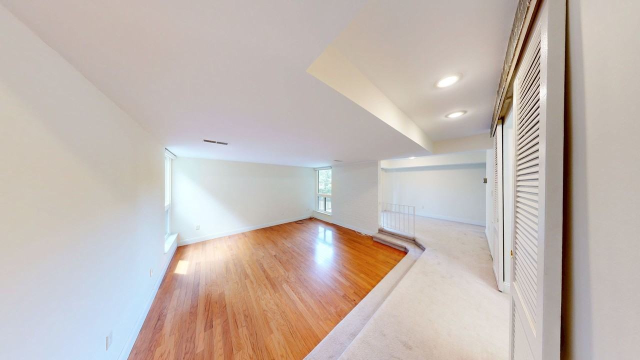 2114 Bonnywood Ln #202 - Photo 5 of 19