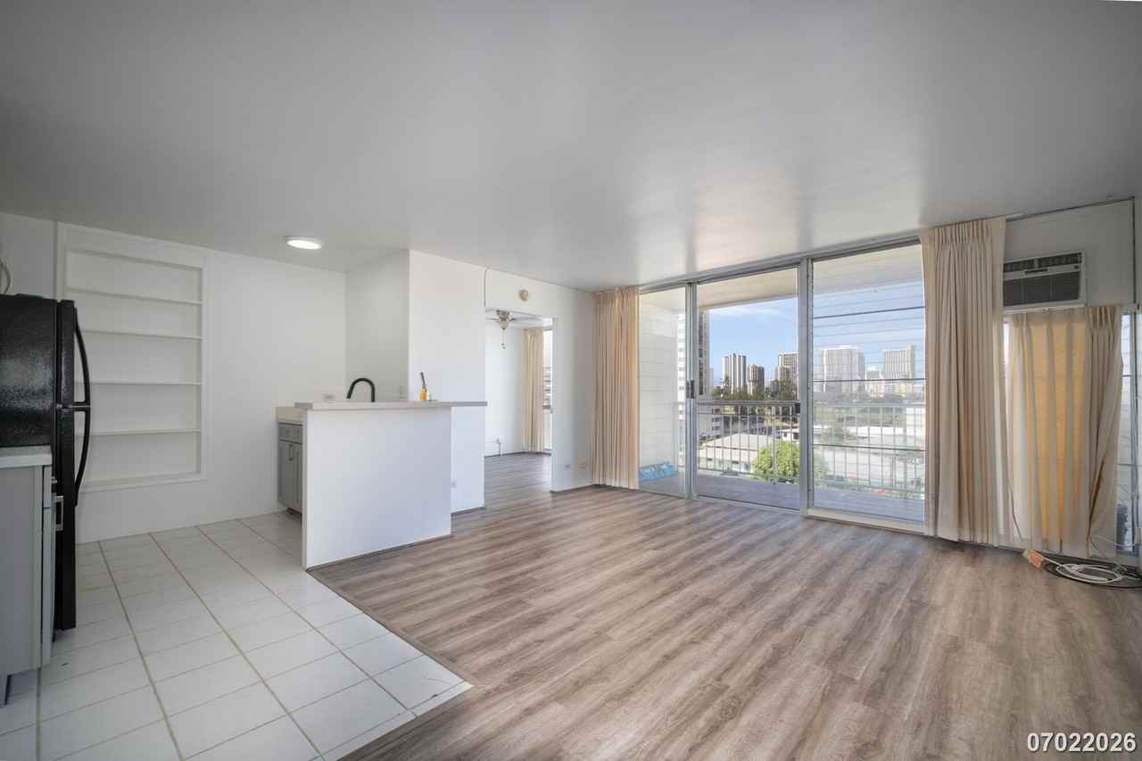 754 Ekela Ave #608 - Photo 3 of 16