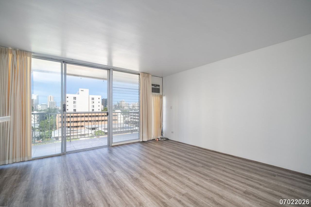 754 Ekela Ave #608 - Photo 6 of 16