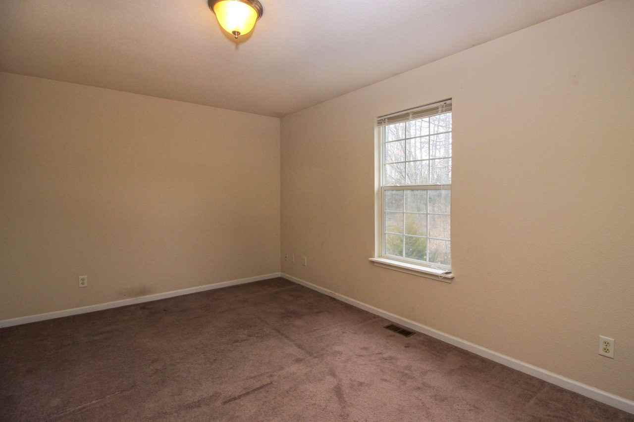 5005 Kirk Hill Rd - Photo 5 of 13