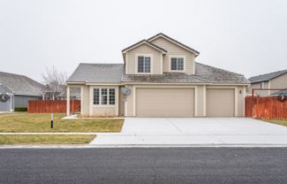 402 E Tanglewood Dr - Photo 1 of 1