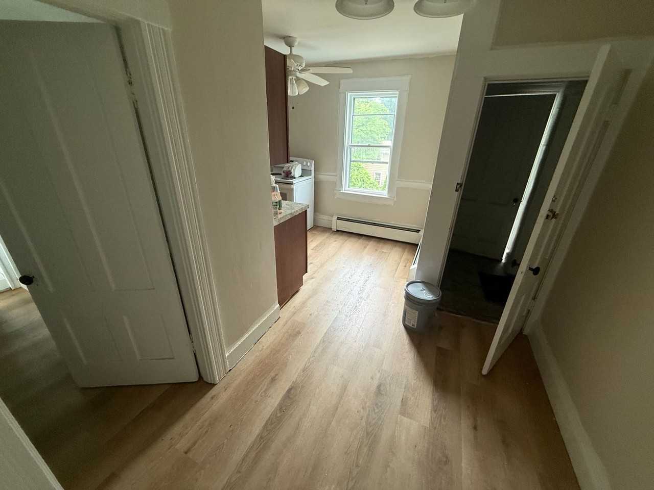 182 Grove St - Photo 5 of 8