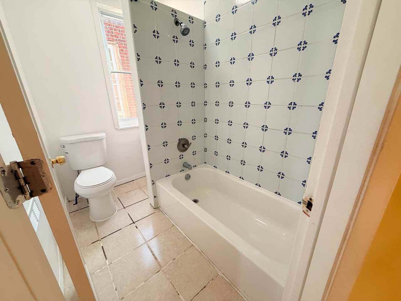 3843 N 10th St - Photo 6 of 8