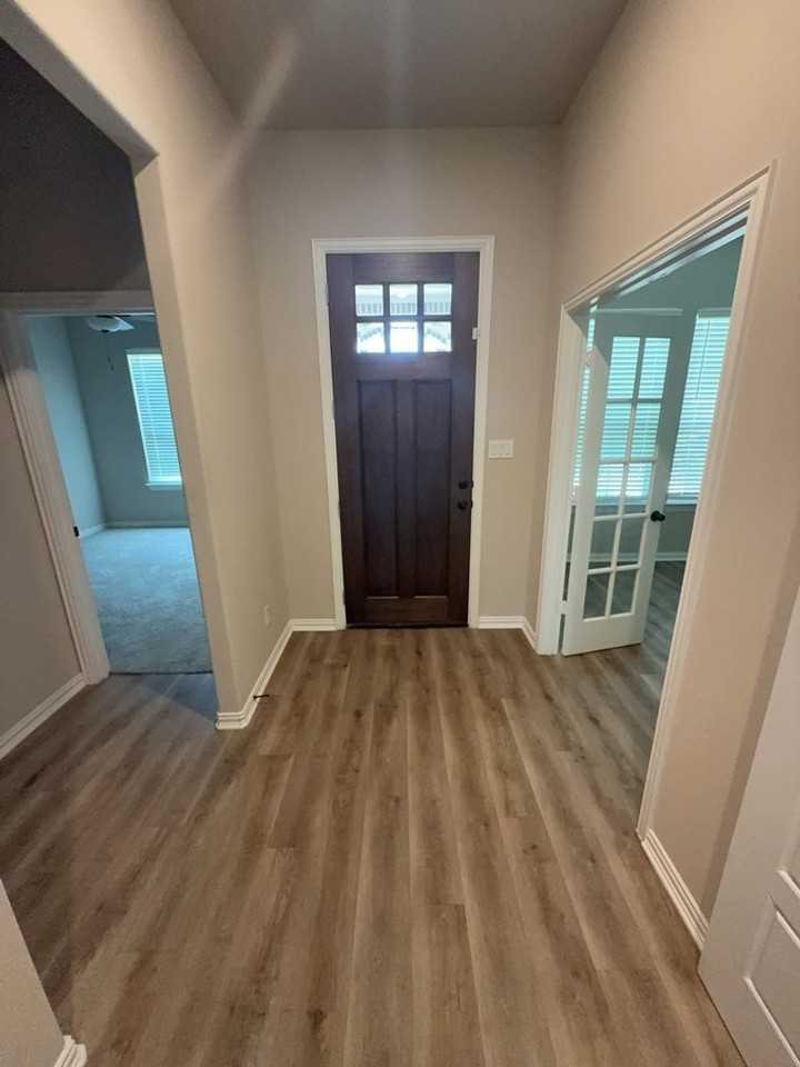 117 Aberdeen Dr - Photo 3 of 12