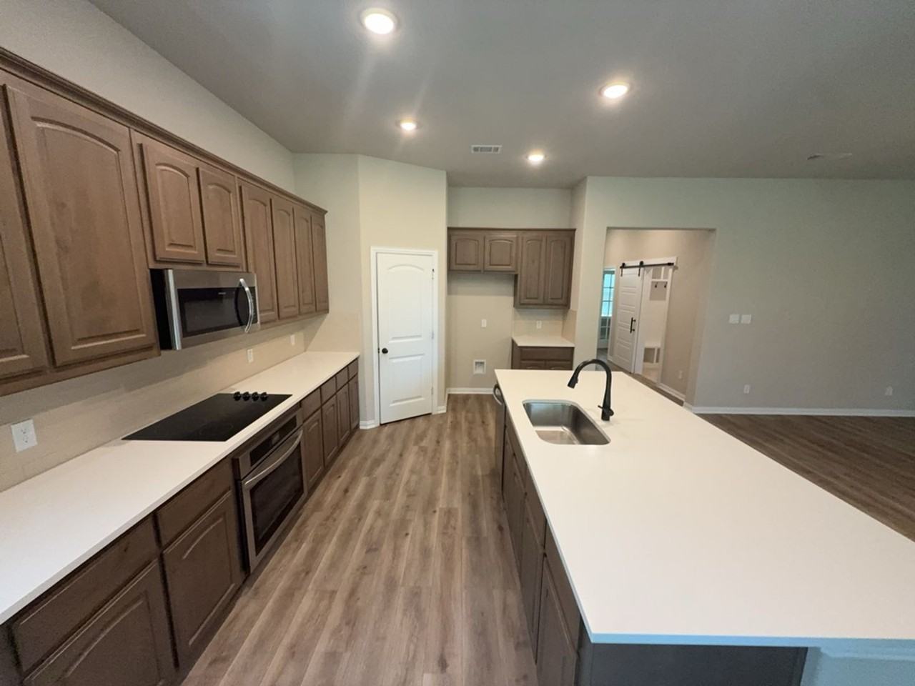 117 Aberdeen Dr - Photo 7 of 12