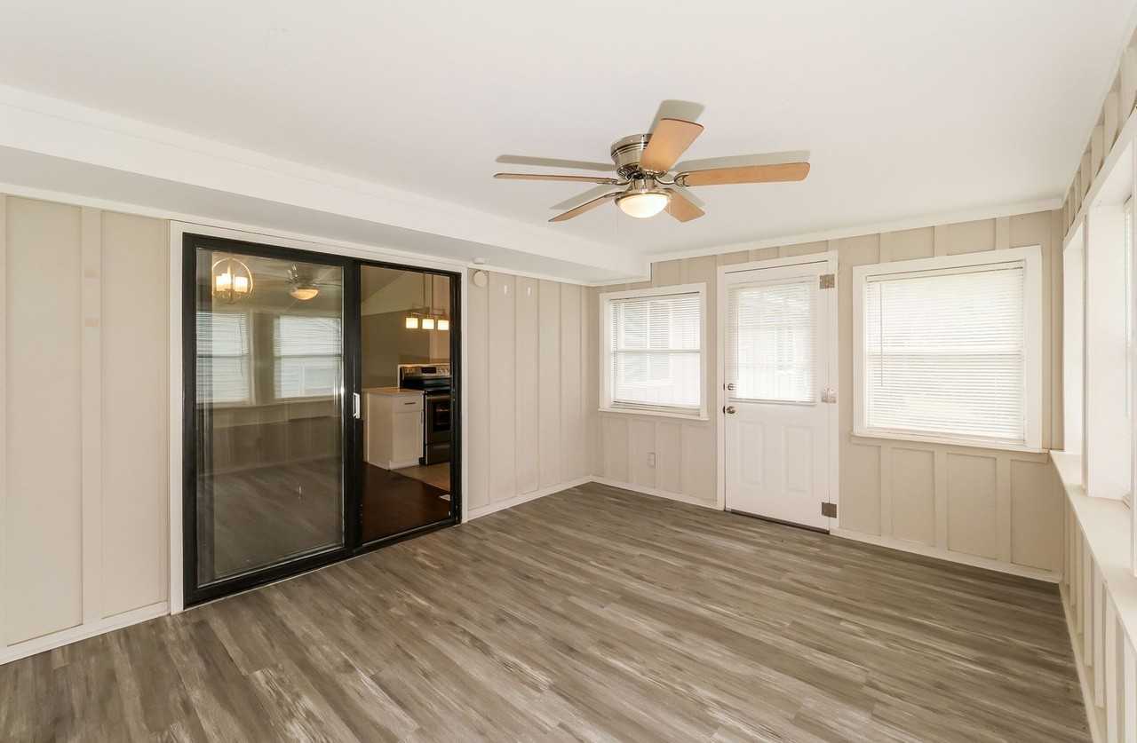 11311 Cleveland Ave - Photo 2 of 16