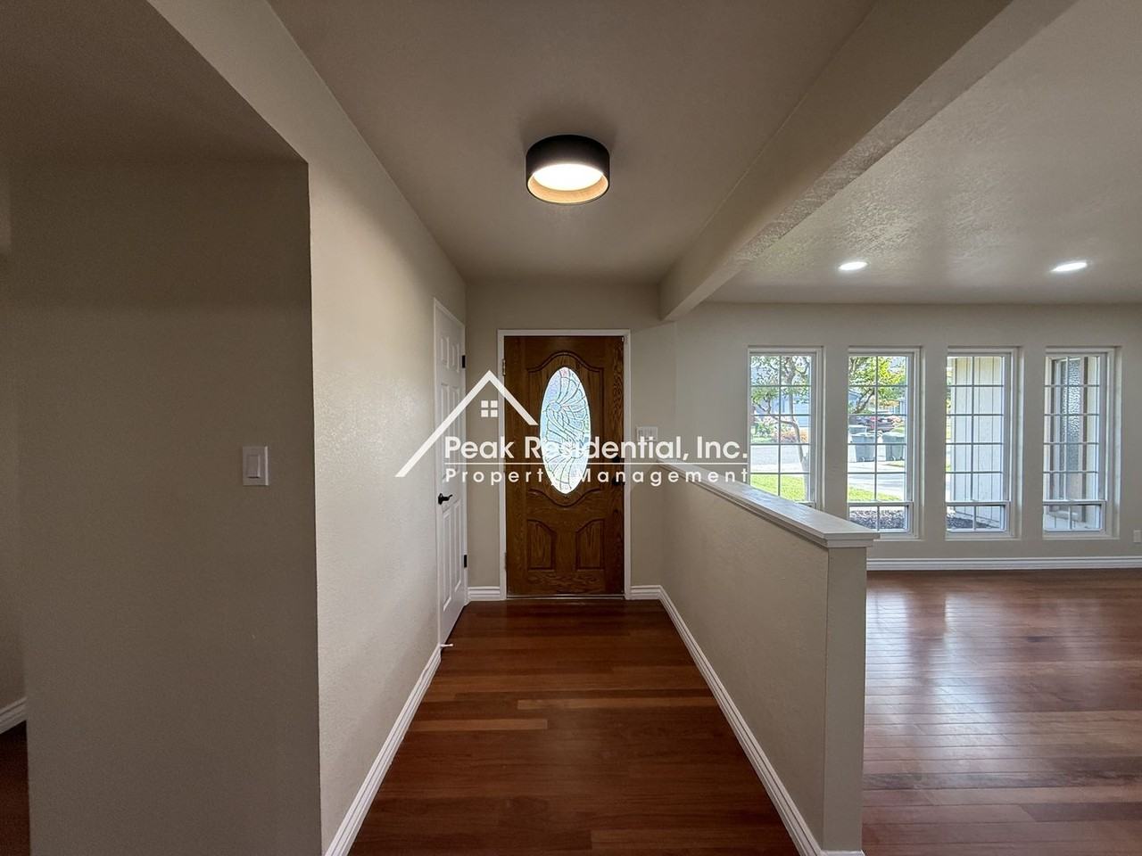 5706 Jeff Way - Photo 5 of 39