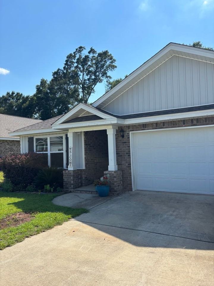 2496 Arbordale Loop - Photo 2 of 10