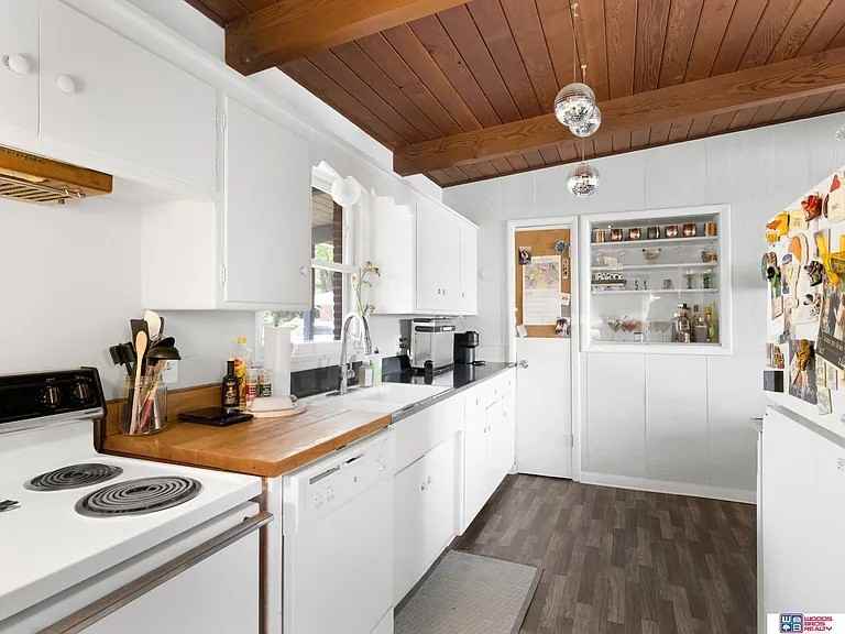 4626 Eden Cir #1 - Photo 3 of 15