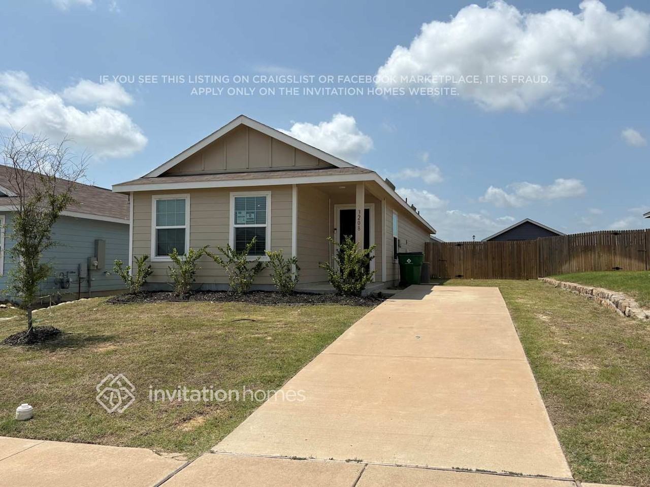 3208 Crestone Dr - Photo 2 of 21