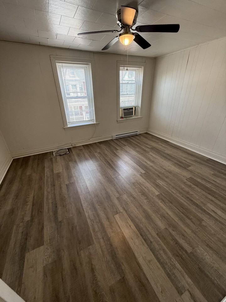 25 S 4th St #2 - Photo 6 of 18