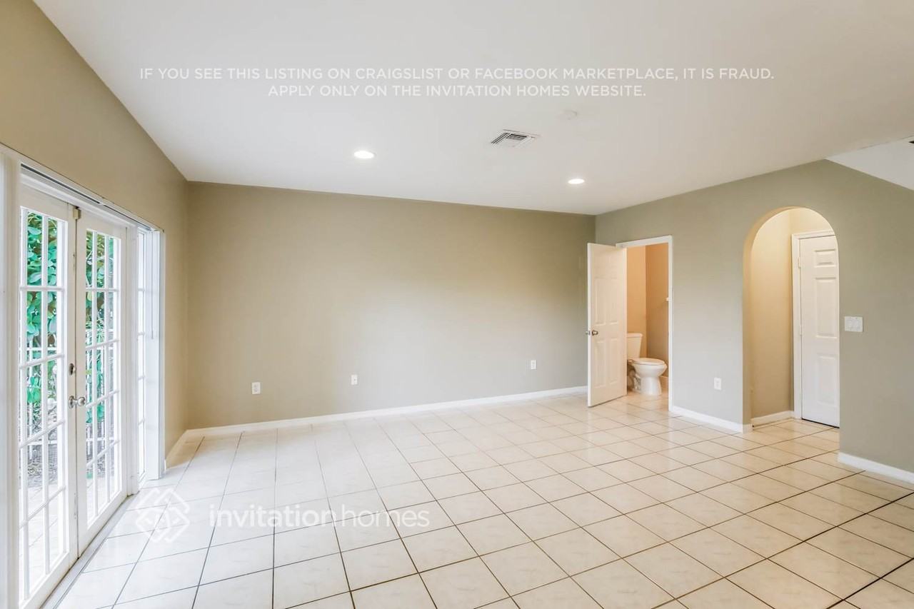 7712 Highlands Cir - Photo 7 of 18