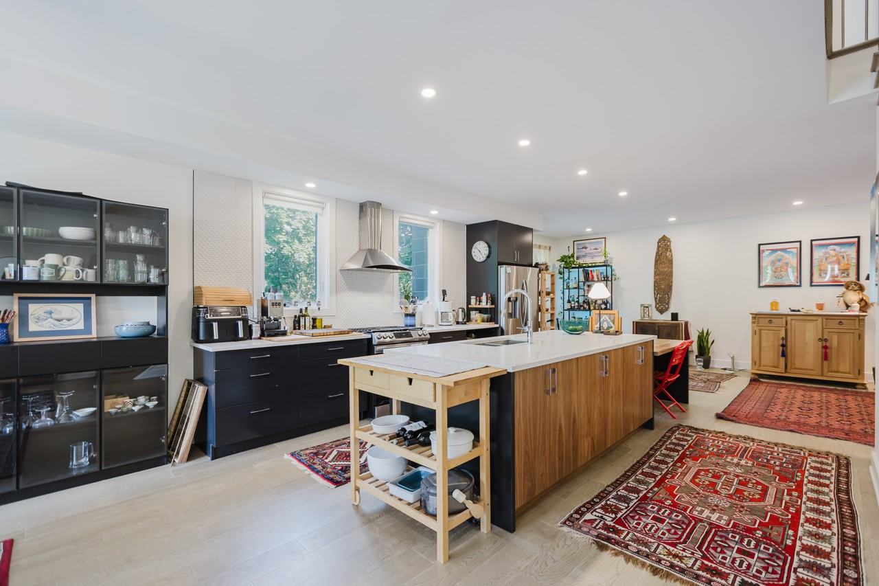 62 Columbus Avenue #A - Photo 5 of 14