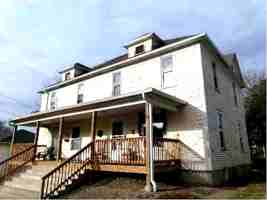 featured image of 222 W Avon St #222