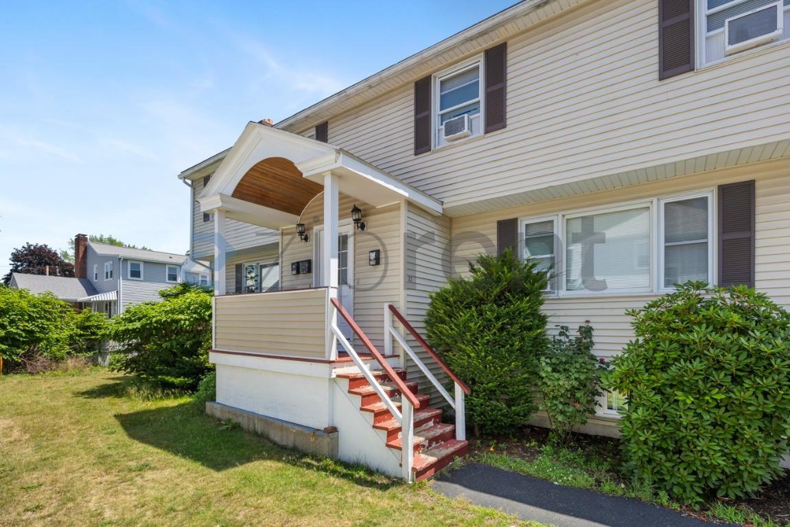 22 Draper Rd #A - Photo 6 of 31