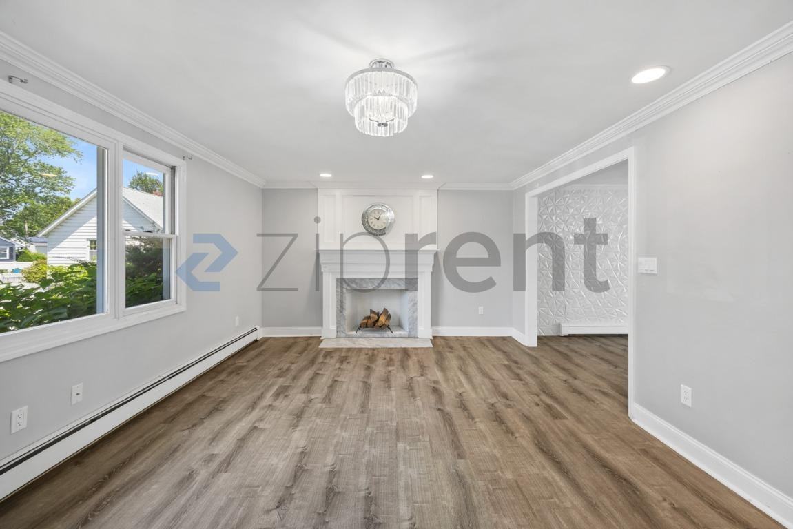 22 Draper Rd #A