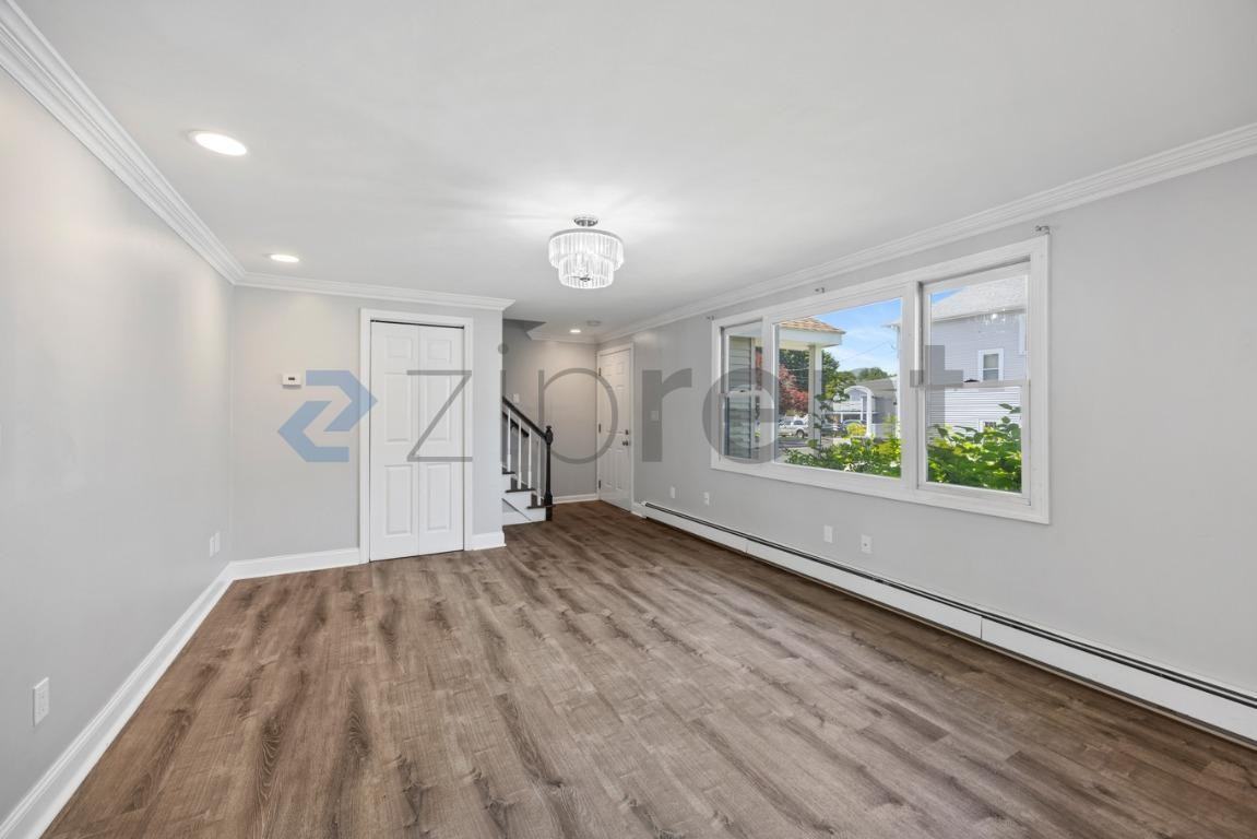 22 Draper Rd #A - Photo 2 of 31