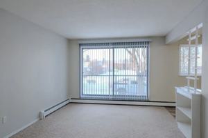 featured image of 11045 126 St Nw