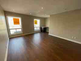 featured image of 1729 Eglinton Ave W
