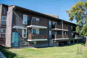 featured image of 1431 37 St Sw