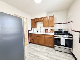 7180 Jamieson Avenue #2W - Photo 1 of 1