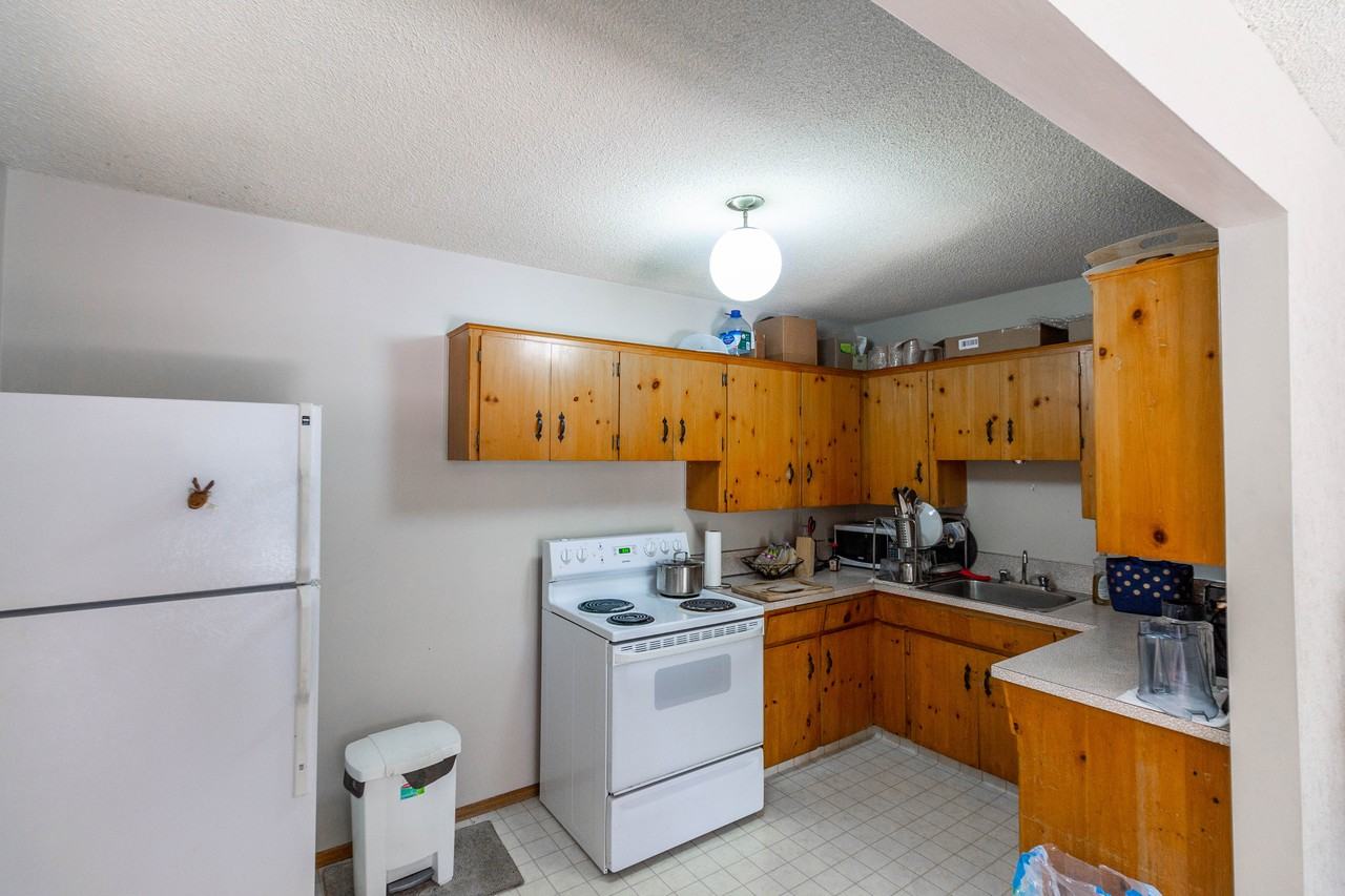 14540 1 St Nw - Photo 4 of 8