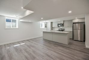 featured image of 4 Trafford Pl Nw