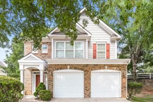featured image of 1 Horseshoe Ln