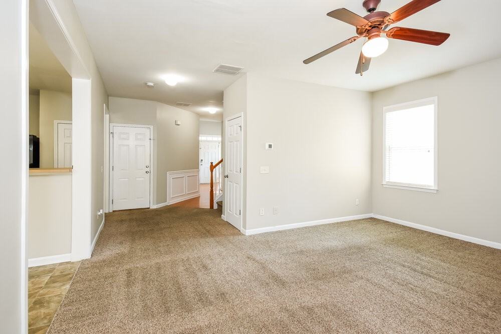 1 Horseshoe Ln - Photo 7 of 17