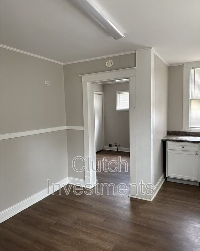 3528 Bowen Ave - Photo 6 of 12