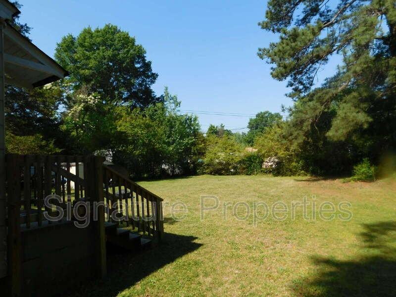 718 Yorkshire Dr - Photo 4 of 6