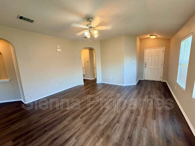516 W South St - Photo 3 of 29