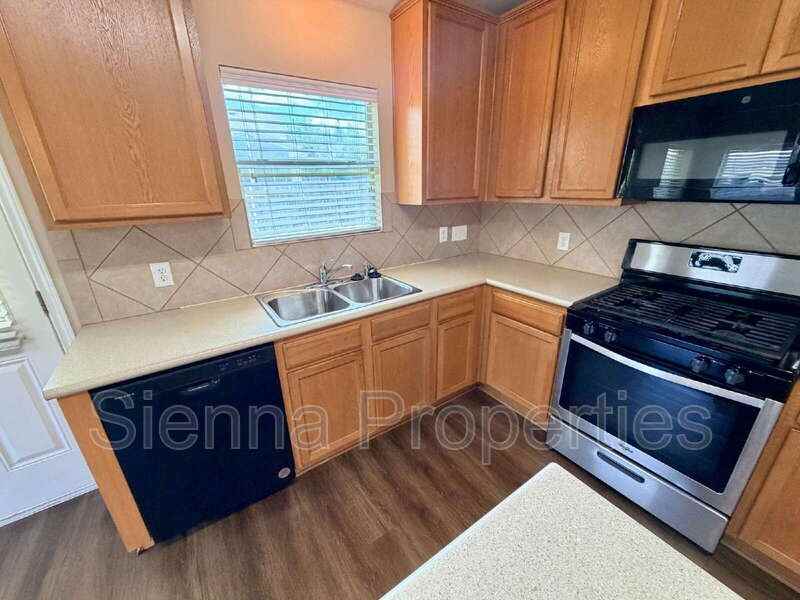 516 W South St - Photo 6 of 29