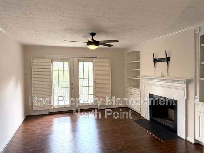 3513 Essex Ave - Photo 6 of 34