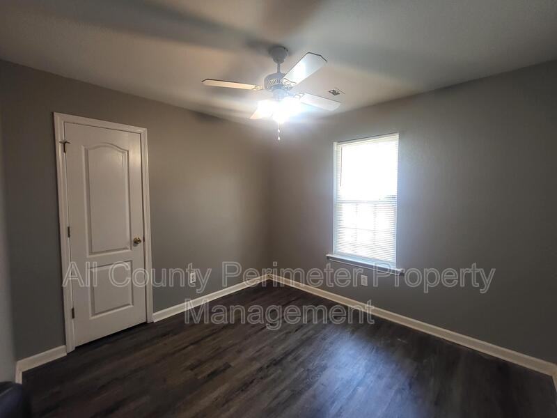 624 Oakland Hills Dr - Photo 6 of 8
