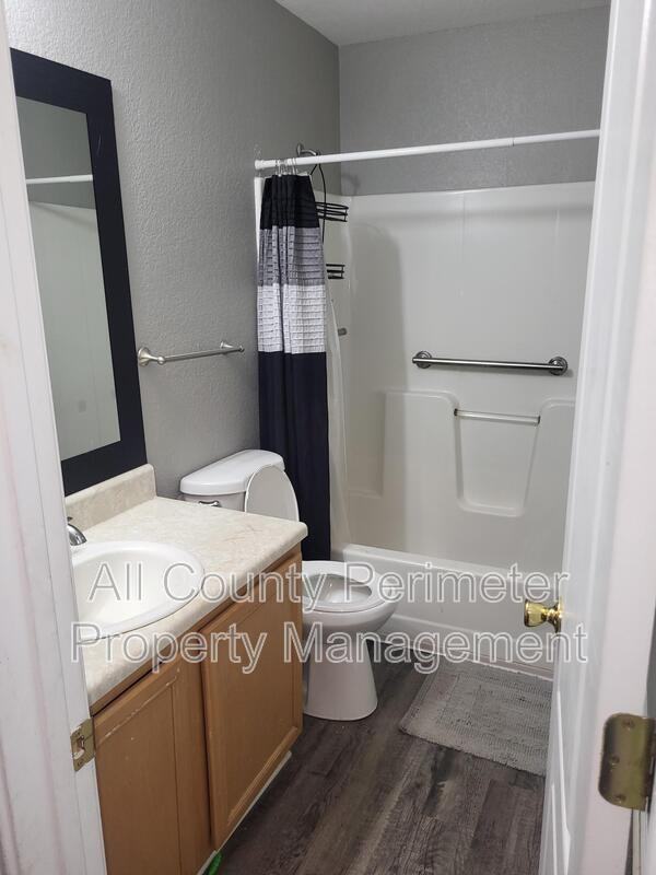 624 Oakland Hills Dr - Photo 7 of 8