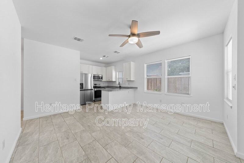 323 Gabriel #202 - Photo 4 of 29