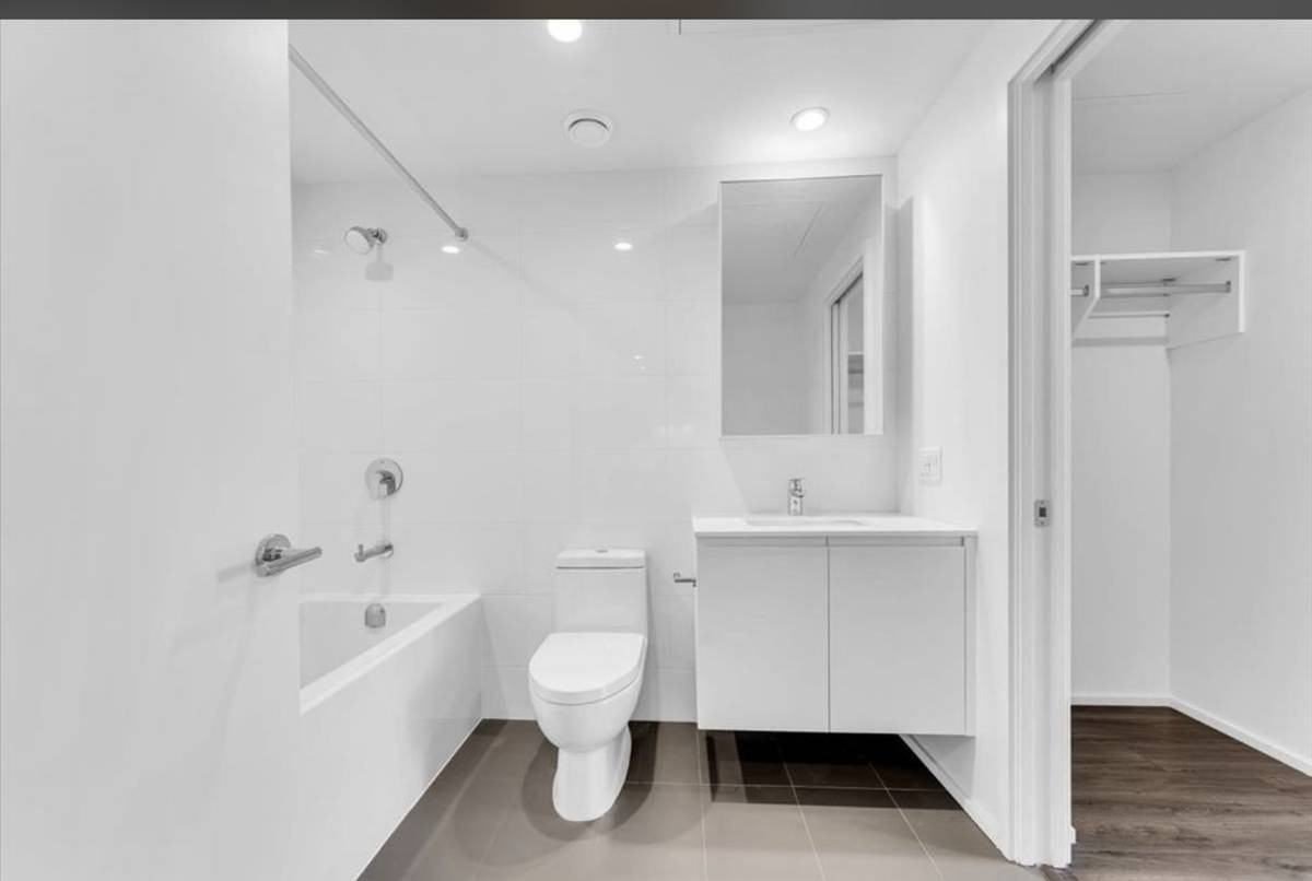 3800 Evergreen Place - Photo 7 of 17