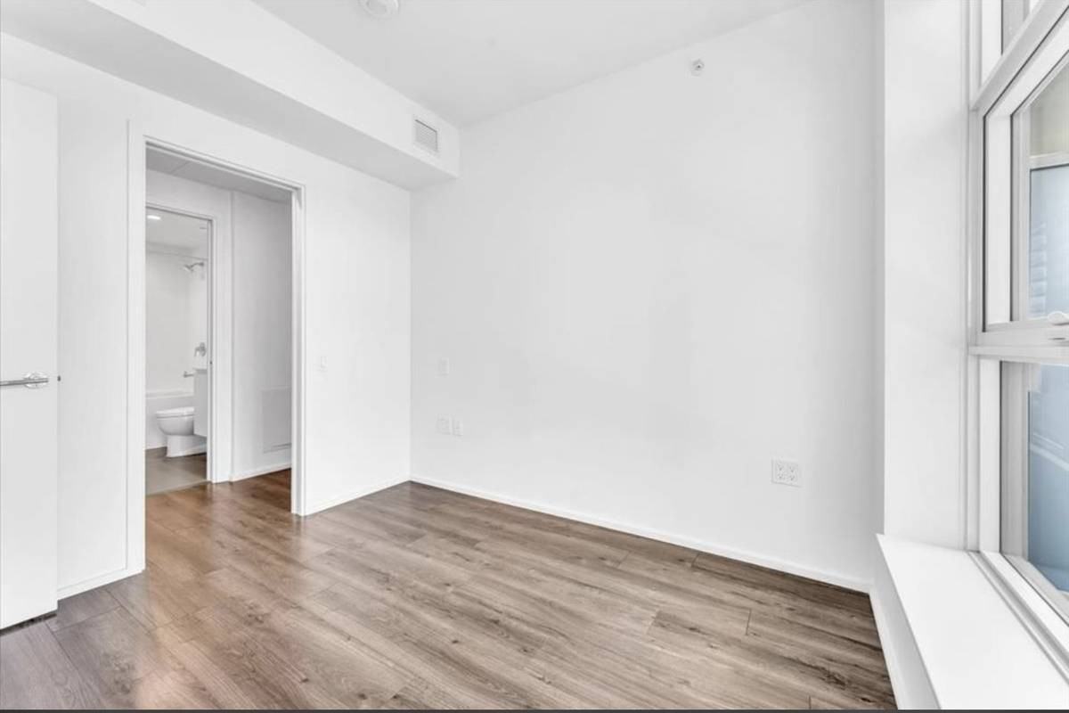 3800 Evergreen Place - Photo 5 of 17