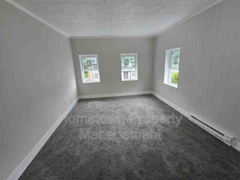 426 W Main St - Photo 5 of 5