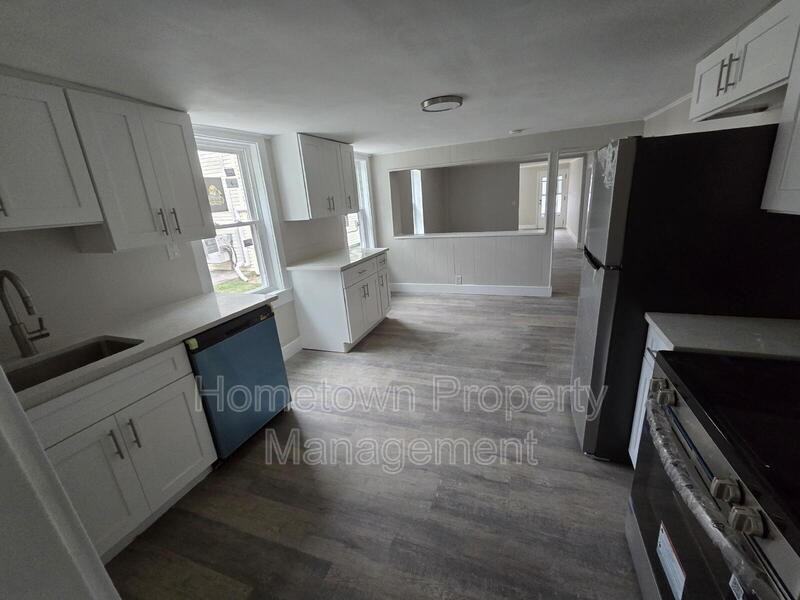 428 W Main St - Photo 6 of 6