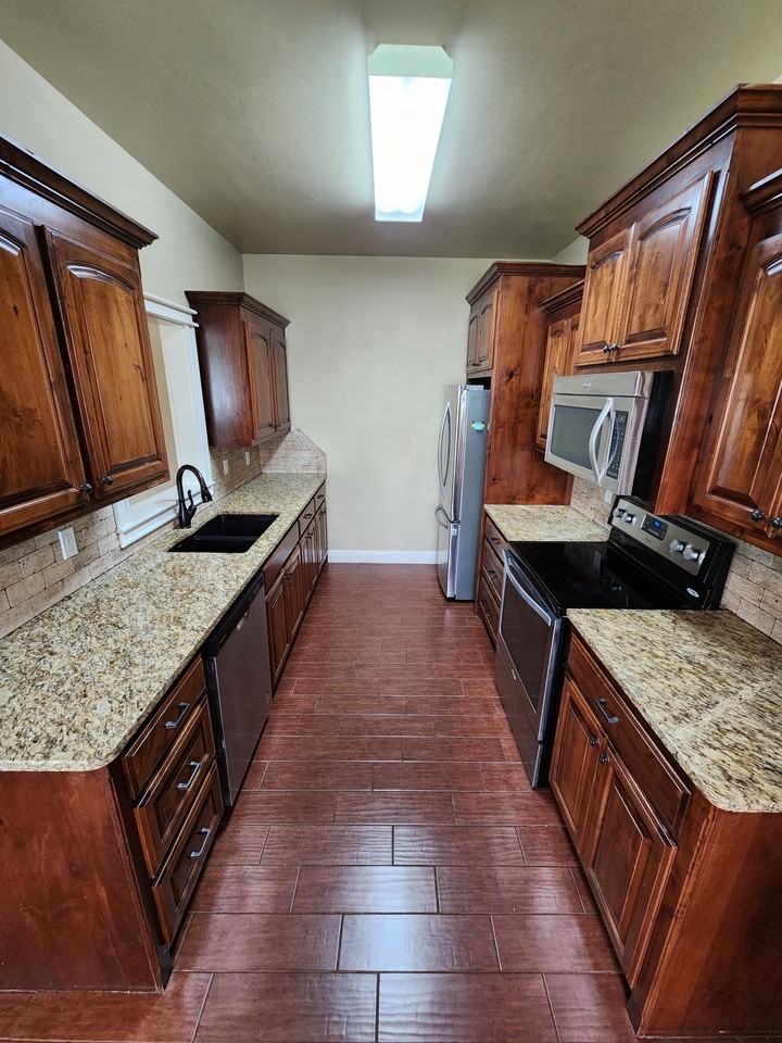 1413 B N. Monte Vista- MCELROY - Photo 4 of 14