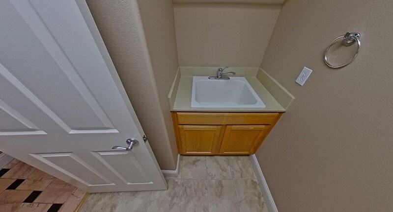 1692 Woodhaven Cir - Photo 2 of 50
