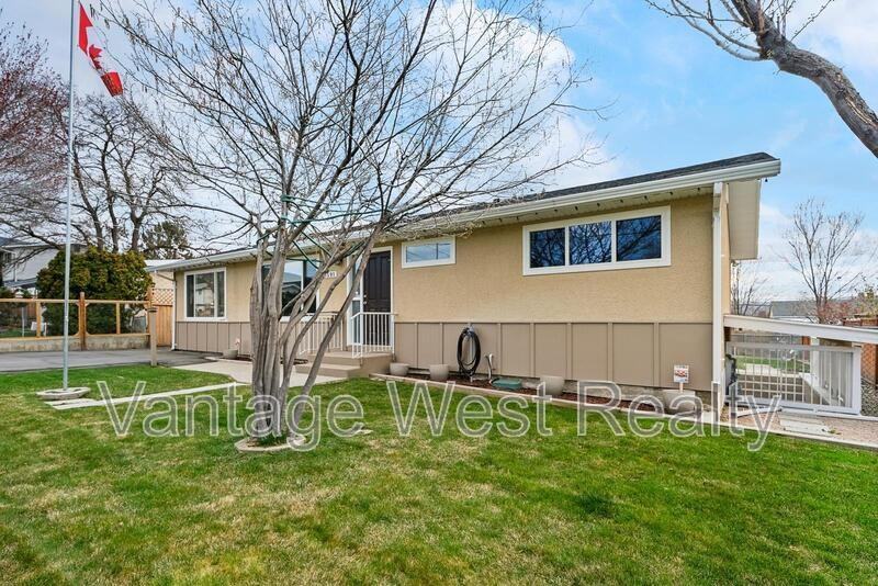 3591 Brenda Lee Rd - Photo 2 of 33